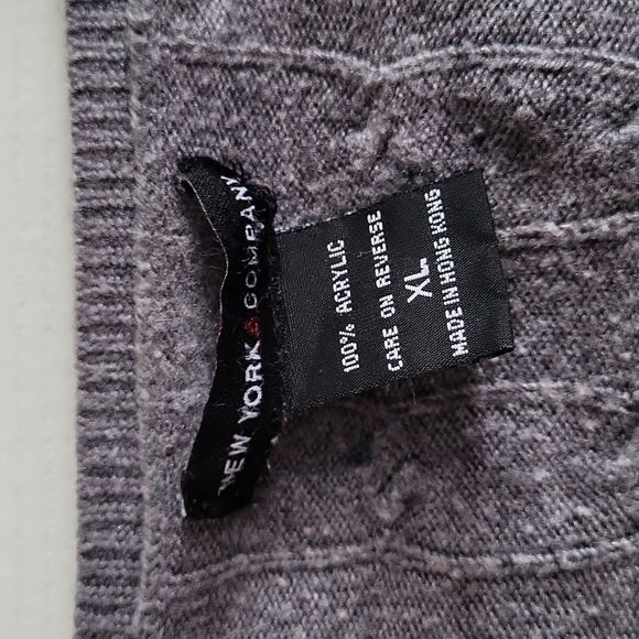 New York & CompanySize XL Pullover Sweater - Picture 3 of 5